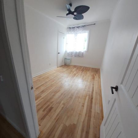 4½ 100% RÉNOVÉ-2E TRIPLEX M. H. Beaugrand- AVE BILAUDEAU, mtl-l LIBRE MAINTENANT 1450$/mois - Photo 3