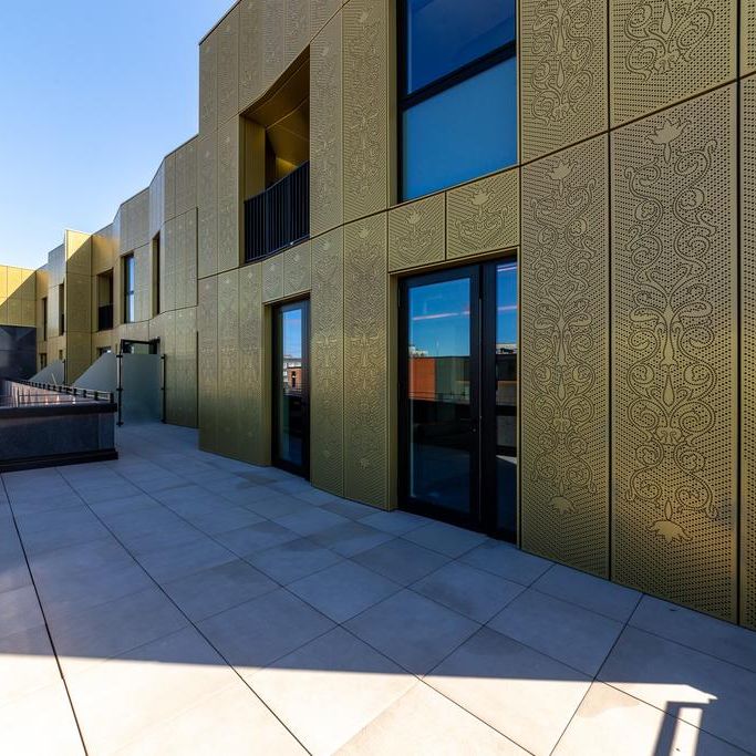3 bedroom apartment to rent - Photo 1