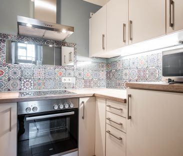 Schicke 2 Zimmerwohnung mit Einbauküche und Stellplatz in historisc... - Photo 6