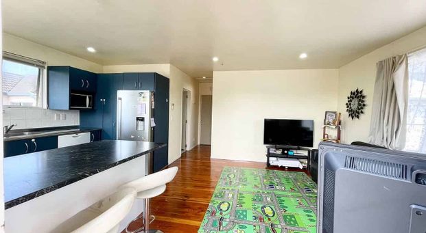 Sunny Sandringham 2-Bedder - Photo 1