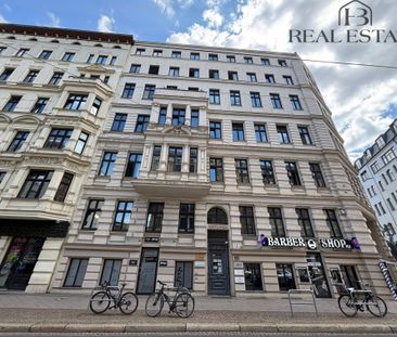 Für Sie in Sanierung! 4-Raum-Wohnung direkt am Hasselbachplatz - Photo 1