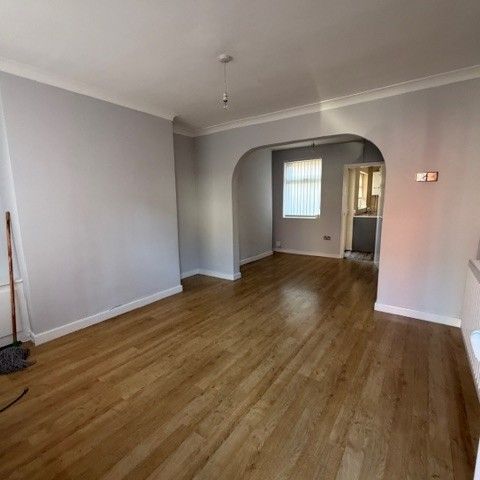 2 Bed Terraced House, Gordon Street, L15 - Photo 1