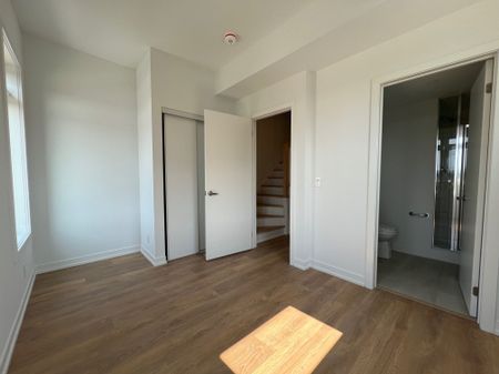 For Lease - 19 Case Ootes Drive, Toronto, Ontario - Photo 5