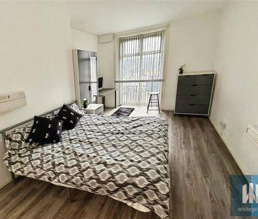 1 bedroom in a house share to rent - Photo 5