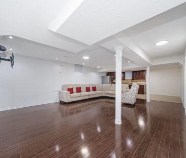 For Lease - 23 Mellowood Avenue Unit# Basement, Brampton, Ontario - Photo 3