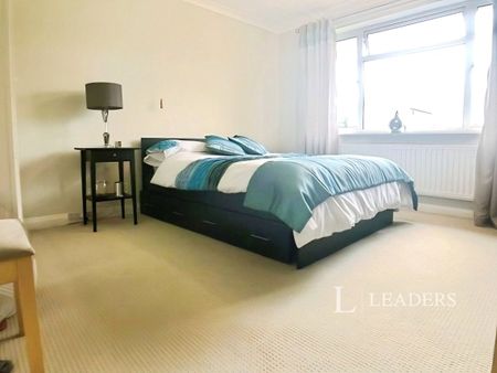 3 bedroom bungalow to rent Pinewood Close, Bourne, PE10 - Photo 3