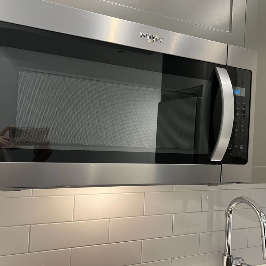 For Lease - 195 McCaul Street Unit# 1006, Toronto, Ontario - Photo 1