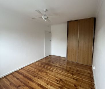 Renovated 3 Bedroom Home - Photo 4