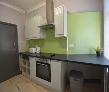4 bedroom house share to rent - Photo 6
