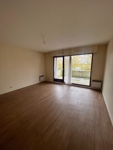 Location Appartement 2 pièces 46m² ST JACQUES DE LA LANDE 35136 - Photo 3