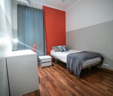 Calle de Alcalá, Madrid, Community of Madrid 28009 - Photo 4