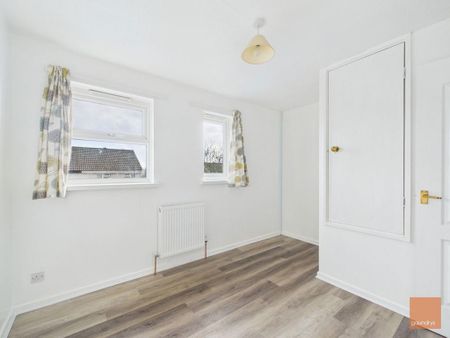 2 bedroom end of terrace house to rent - Photo 4