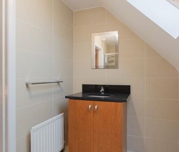 Room 5, 16 Robbs Road, Dundonald, BT16 2NA - Photo 2