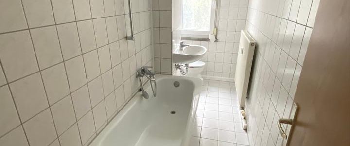 Schöne 3-Raum-Wohnung mit Balkon und herrlichem Blick über Elsterberg - Photo 1