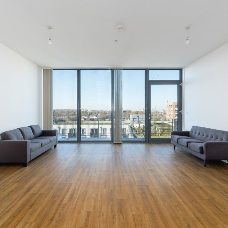 3 bedroom flat to rent - Photo 1