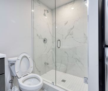 For Lease - 136 Milby Crescent, Bradford West Gwillimbury, Ontario - Photo 2