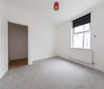 Warren Road , E10 5PZ - Photo 4