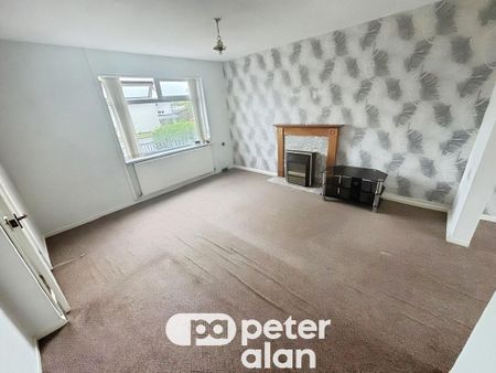 3 bedroom semi-detached house to rent - Photo 2