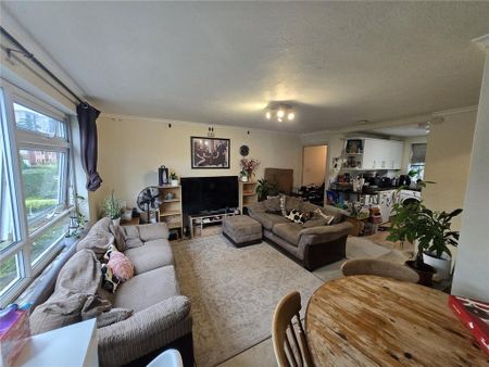 2 bedroom apartment to rent - Photo 3