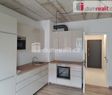 Pronájem bytu 1+kk a garsoniéry 35 m² - Photo 2