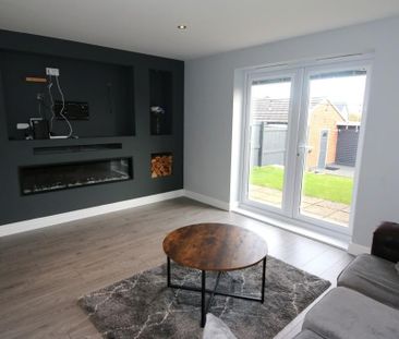 3 bedroom semi-detached house to rent - Photo 5