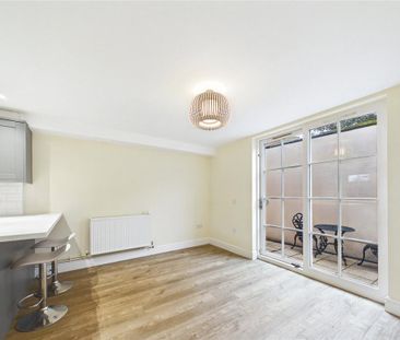 2 bedroom terraced house to rent - Photo 5