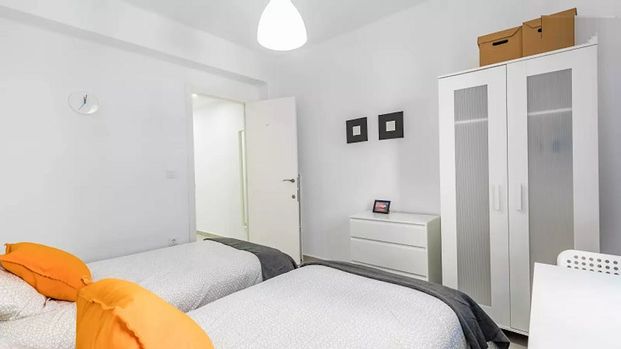 Carrer Justo Vilar, Valencia, Valencian Community 46011 - Photo 1