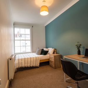 Luxury student property in the heart of Leamington Spa. - Photo 2