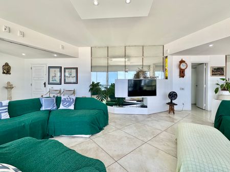 Apartamento frente-mar no Leme, Av. Atlântica - Foto 4