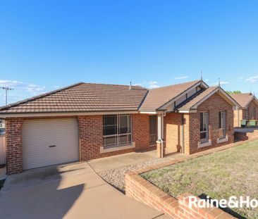 Delightful Dees - Close to Private Hospital & McKillop College - Av... - Photo 3