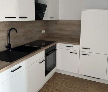 Erstbezug! Hochwertig ausgestatte Neubauwohnung mit Terrasse und Fu... - Photo 1