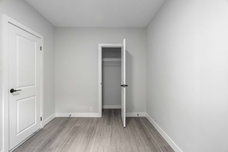 For Lease - 215 Hamilton N/A, London East, Ontario - Photo 5