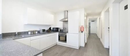 Silver Ensuite - Photo 5