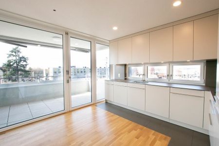 Modern 2.5-room apartment with balcony at Lyss station - Photo 5