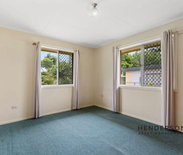 NEAT BRICK CHARMER IN A WALK-TO-EVERYTHING LOCATION - Photo 2