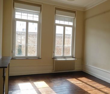 Location Appartement 2 pièces 55m² CAMBRAI 59400 - Photo 4