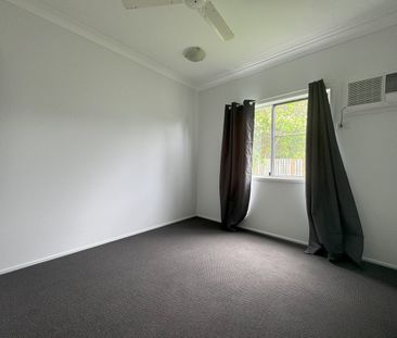 Modern & Low-Maintenance Living in Railway Estate! - Photo 3