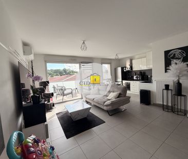 Location Appartement 3 pièces 59m² ST LAURENT DE MURE 69720 - Photo 1