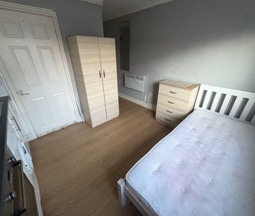 Studio Flat, Myddleton Road, N22 - Photo 1