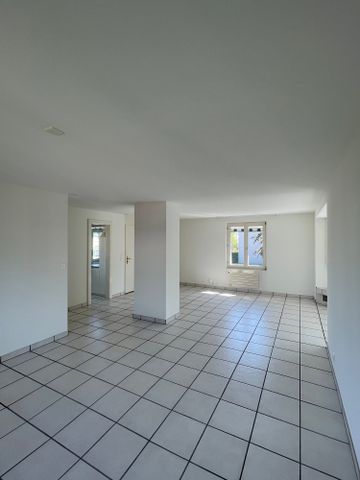 5.5-Zimmer-Maisonette-Wohnung inkl. Garage und Autoabstellplatz - Photo 3
