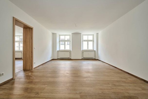 3-Zimmer Wohnung mit Aufzug und Einbauküche in der Straubinger Innenstadt zur Miete - Photo 1