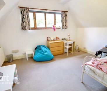 4 bedroom detached house to rent - Photo 1