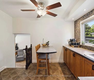 Detached Home For Lease | W9239445 - Photo 6