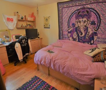 6 bedroom House in Ashville Terrace, Leeds - Photo 4
