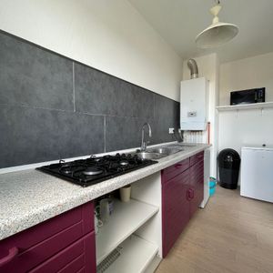 Location Appartement 1 pièce 28m² - Photo 2