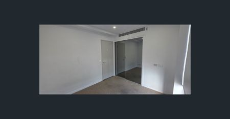 Split Level 3 bedroom unit for lease - Photo 2