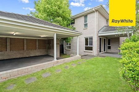 Family Residence in Convenient Location - Photo 4