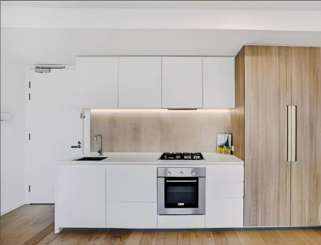 1 Bedroom-furniture included - Photo 3