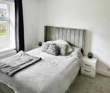 Nuneaton Road, Bulkington, Bedworth - Photo 2