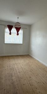 CampleaCroft, BIRMINGHAM - Photo 3